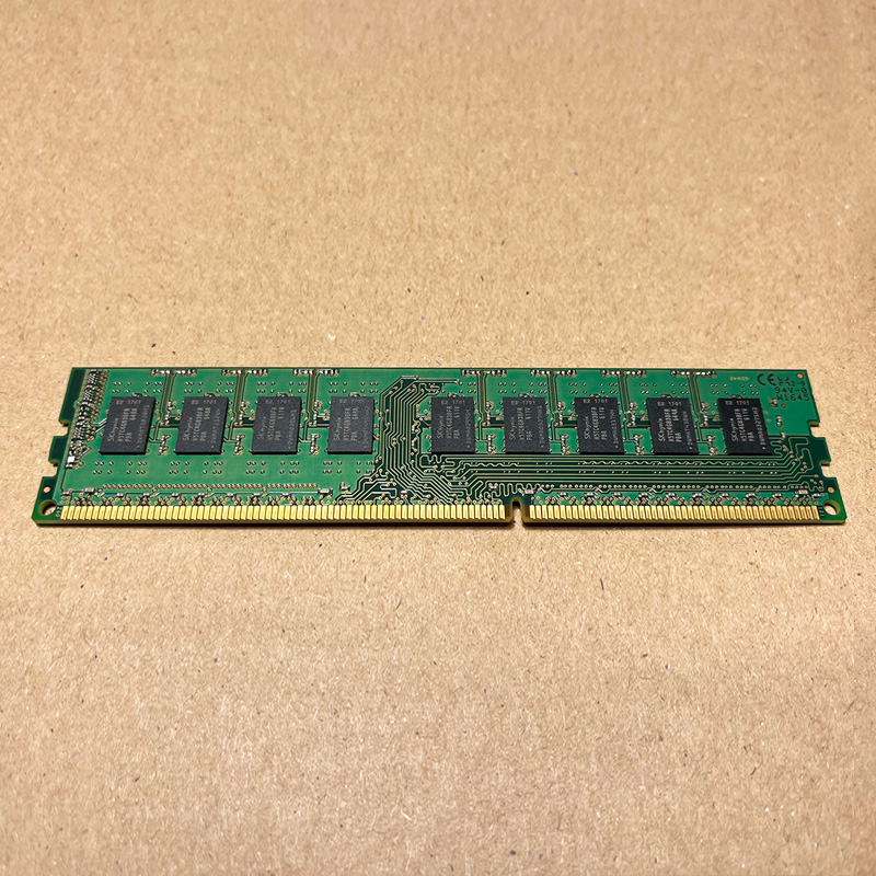 Kingston 8GB DDR3 UDIMM non-ECC unbuffered – KVR16LE11-8 back